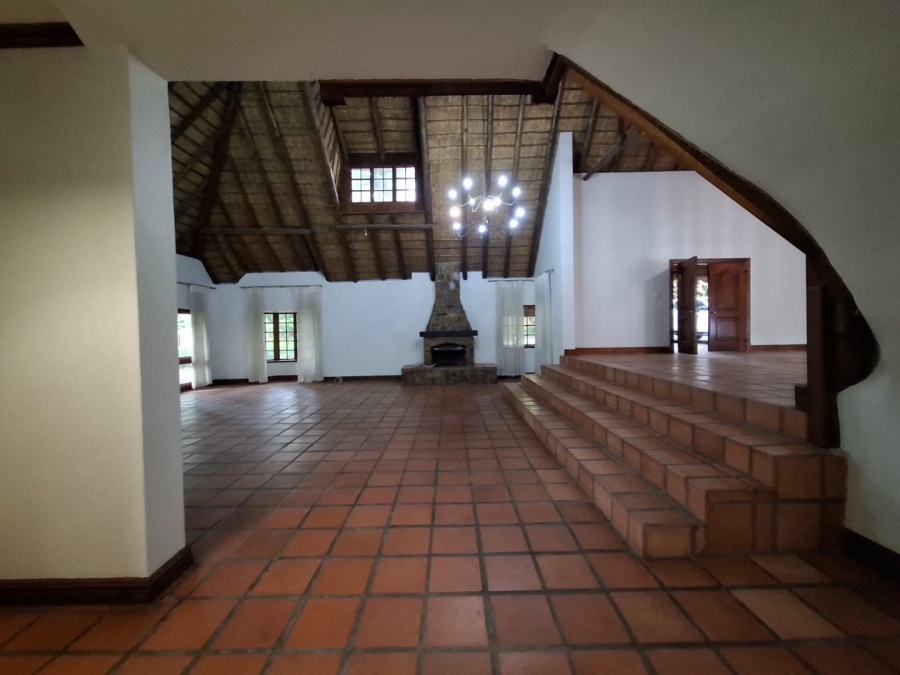 5 Bedroom Property for Sale in Cashan North West